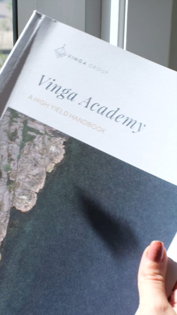 Vinga Academy – brochure